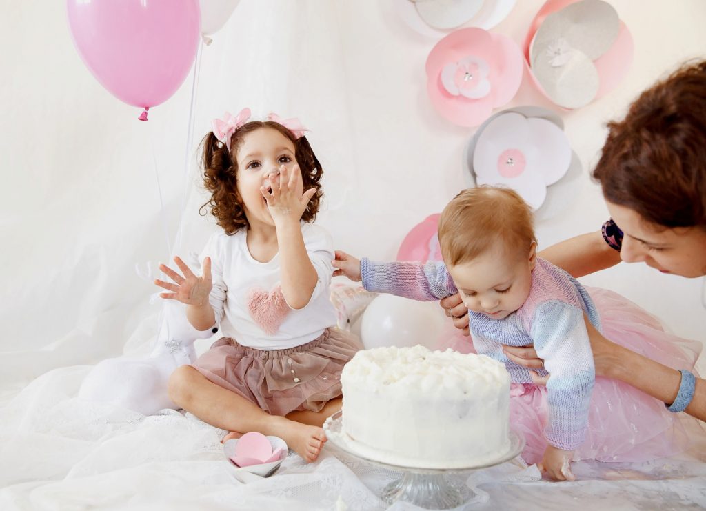 Smash Cake per festeggiare il primo compleanno smash cake festeggiare primo compleanno 0029 1024x741 - Smash Cake per festeggiare il primo compleanno