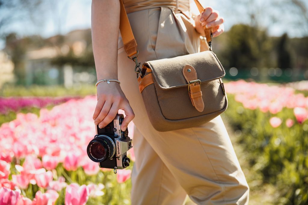 evecase camera bag 41 1024x683 - Evecase || Mini Camera Bag