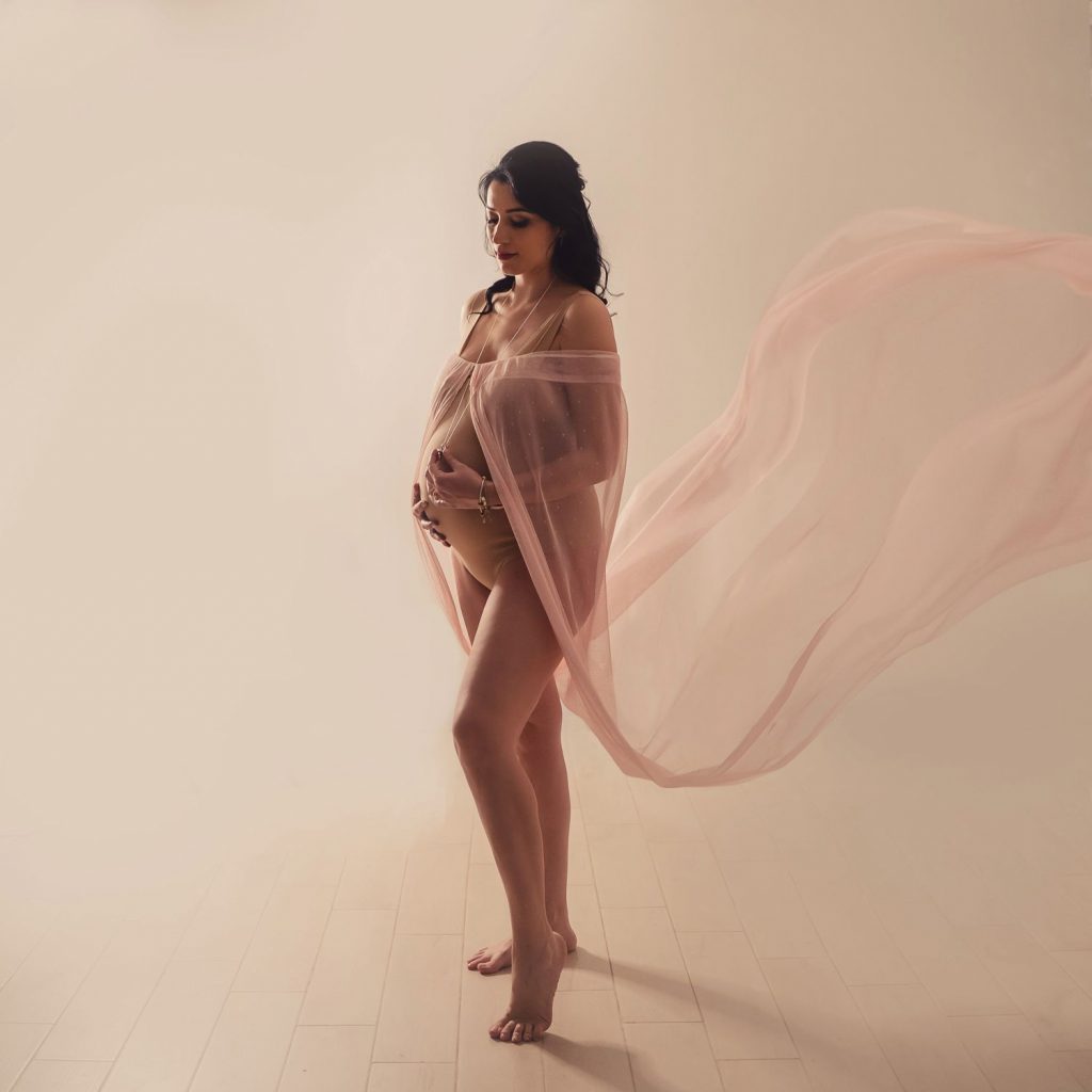 Nuovo set servizio fotografico gravidanza Daniela0011 1024x1024 - Nuovo set a studio per il servizio fotografico di gravidanza di Daniela